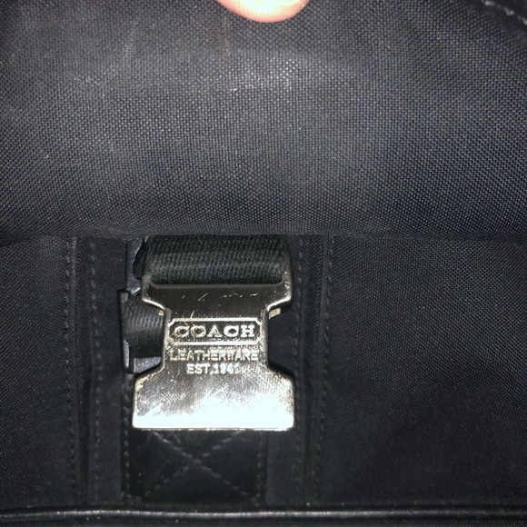 Coach men’s Leather bag computer 100 % authentic - Picture 6 of 7